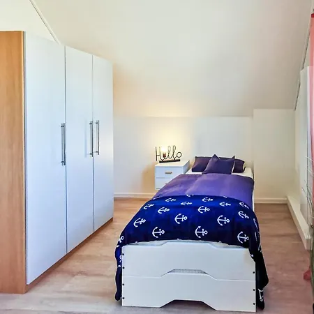 Semesterbostad Gorgeous In With Wifi Büsum